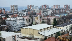 Oblačno, mestimično padavine